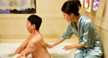 偷窥新婚之夜裸体